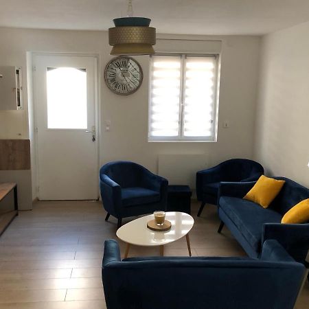 Une Maison Agreable Pour Se Detendre Saint-Quentin  Luaran gambar