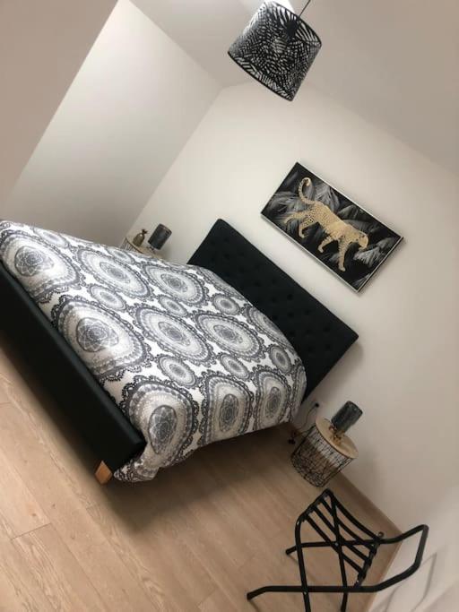 Une Maison Agreable Pour Se Detendre Saint-Quentin  Luaran gambar