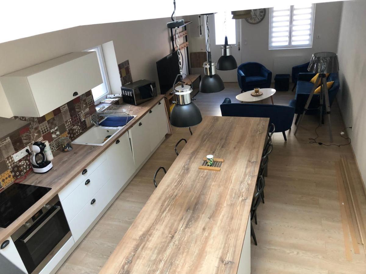 Une Maison Agreable Pour Se Detendre Saint-Quentin  Luaran gambar