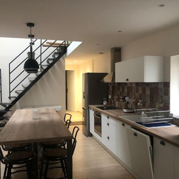 Une Maison Agreable Pour Se Detendre Saint-Quentin  Luaran gambar